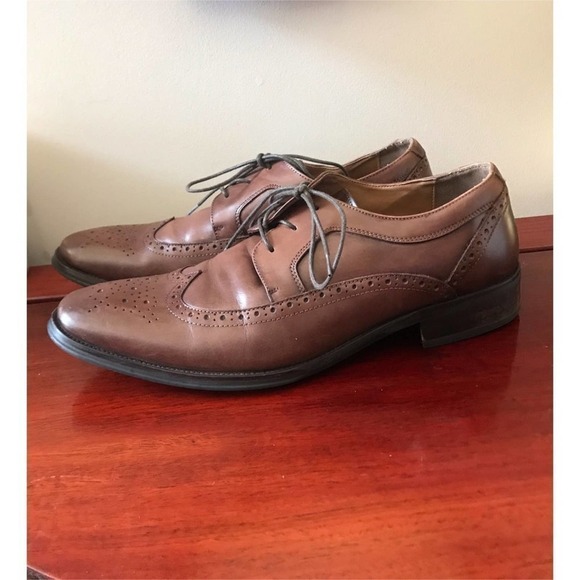 Aldo brown wing tip oxfords size 11.  Case 023.  0820 main image 4